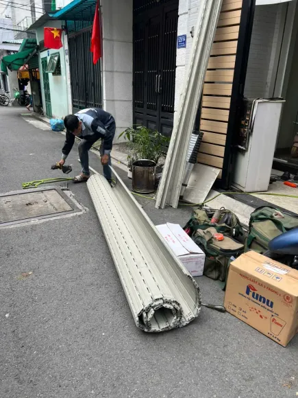 Tại Sao Cần Bảo Trì Cửa Cuốn Định Kỳ? Quy Trình Chuẩn 6 Bước