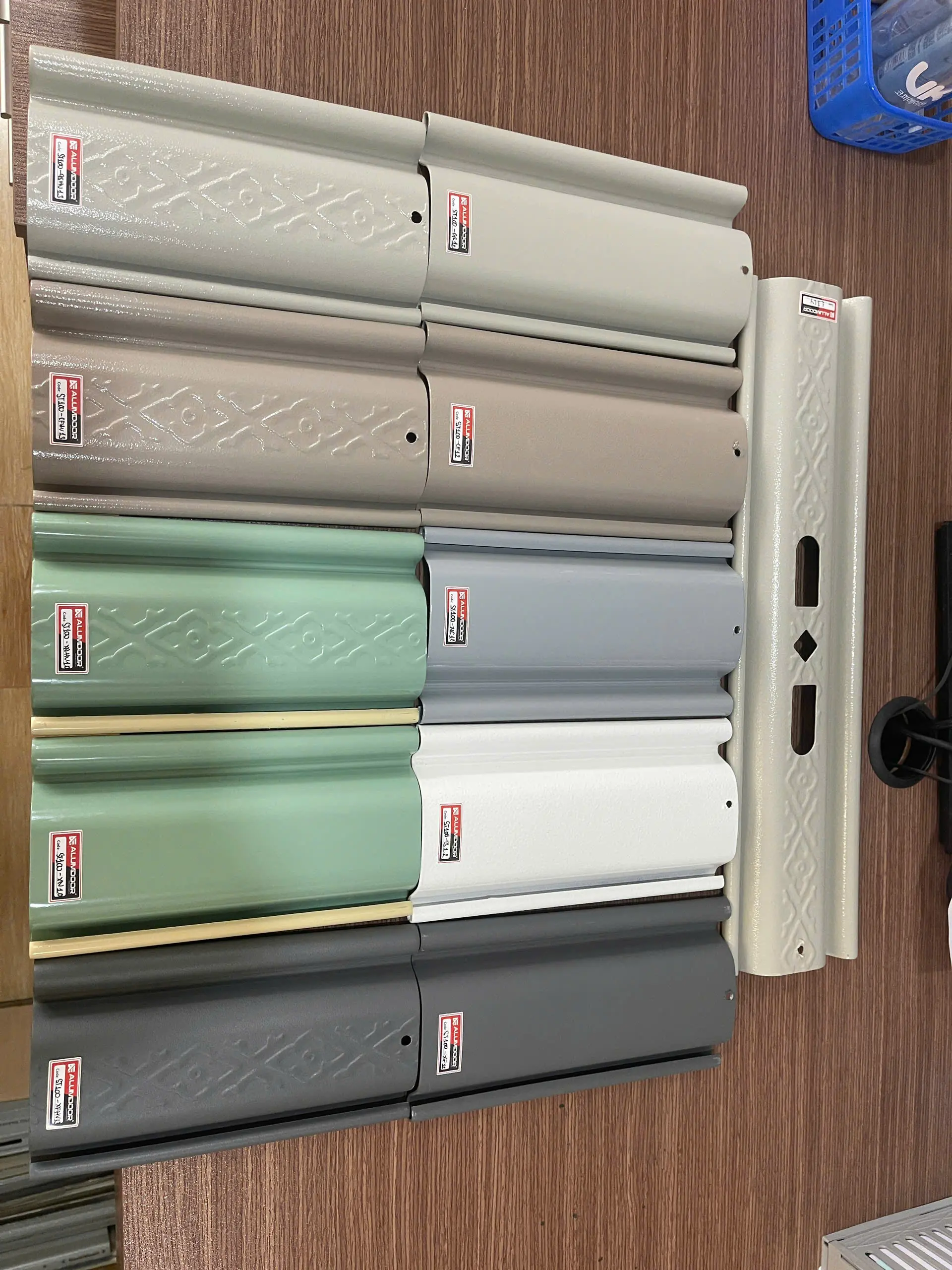 CỬA CUỐN LÁ ĐÀI LOAN